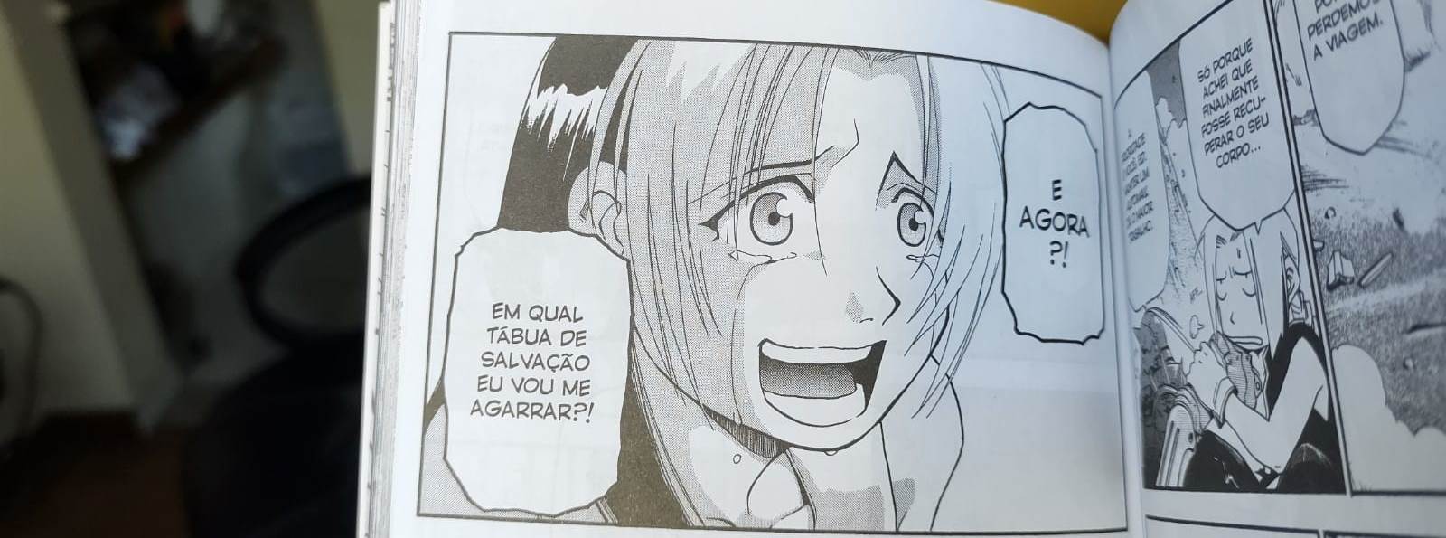 Foto do mangá, com a Rose em destaque. A menina está em prantos, dizendo: "E agora?" Em qual tábua de salvação eu vou me agarrar?!"